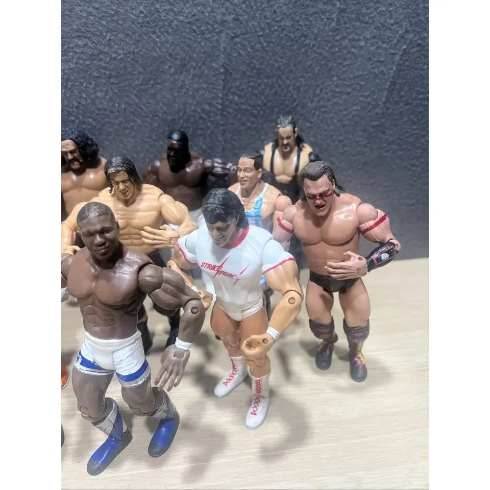 Jakks Pacific WWE Ruthless 2003-2004 Aggression Action Figures Lot of 15